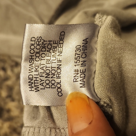 Jane & Delaney Hi-Lo Tank Top Gray Large - Picture 11 of 16